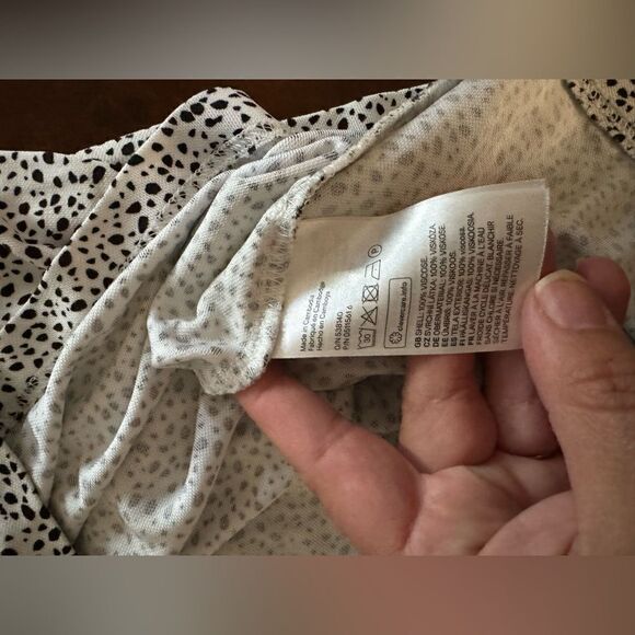 H&M Speckled Highneck Sleeveless Viscose Top Size Medium - Picture 5 of 5